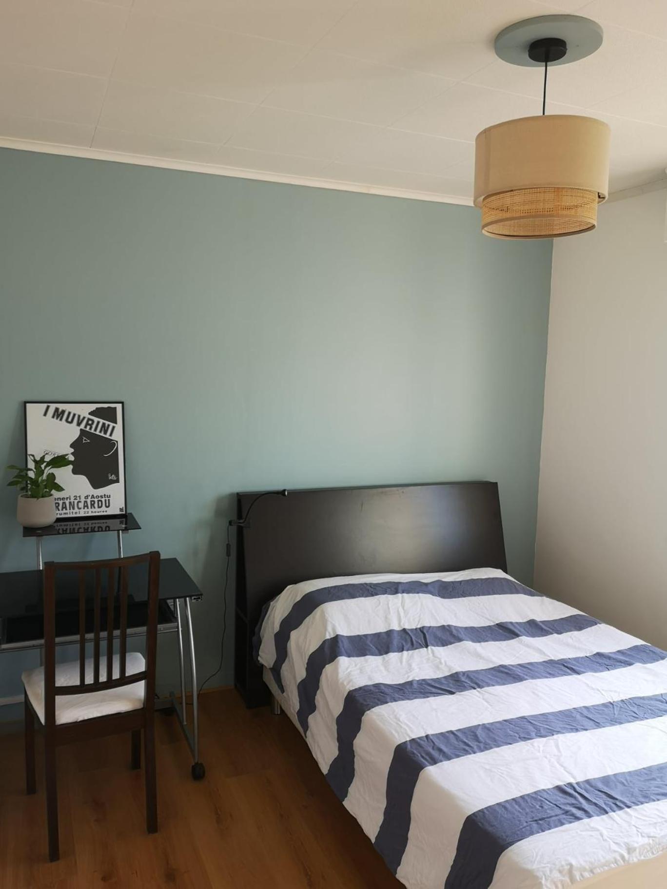 Séjour chez l'habitant Dans Beau T3 Tres Proche Centre !